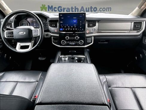 Used 2024 Ford Expedition XLT AWD/4WD image 9