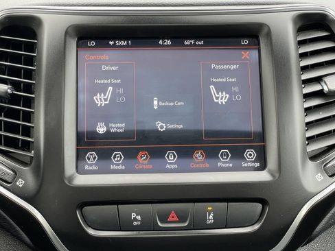 Used 2021 Jeep Cherokee Latitude Lux 80th Anniv w/ Quick Order Package 26U 80TH FWD image 22