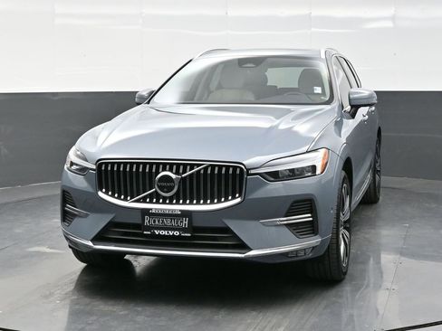 Used 2023 Volvo XC60 B5 Plus w/ Protection Package Premier image 2