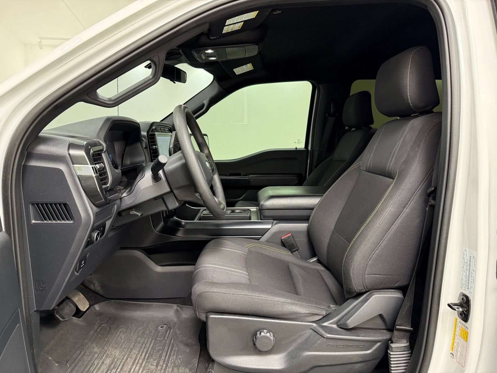 Used 2024 Ford F150 STX AWD/4WD image 17