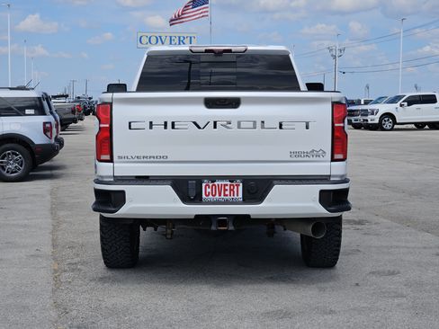 Used 2024 Chevrolet Silverado 3500 High Country w/ High Country Premium Package AWD/4WD image 6