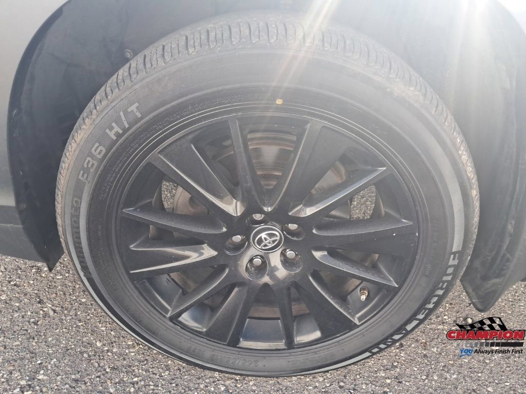 Used 2019 Toyota Highlander SE w/ Protection Package #3 AWD/4WD image 19