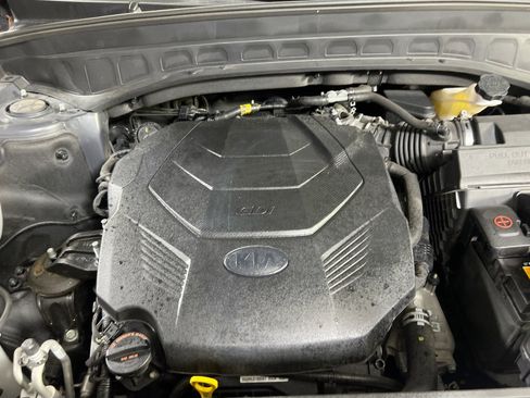 Used 2021 Kia Telluride S image 32