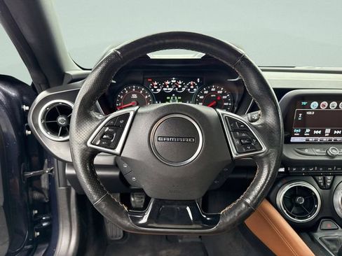 Used 2016 Chevrolet Camaro LT RWD image 40