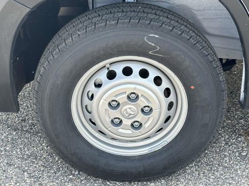 New 2026 RAM ProMaster 2500 w/ Convenience Group image 9