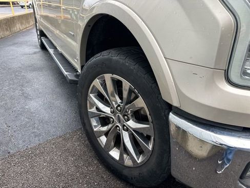 Used 2017 Ford F150 Lariat w/ Equipment Group 502A Luxury image 3