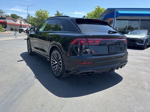 Used 2024 Audi SQ8 Prestige AWD/4WD image 6