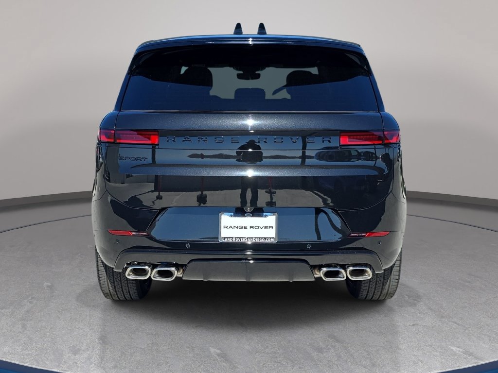 New 2026 Land Rover Range Rover Sport Dynamic SE AWD/4WD image 6