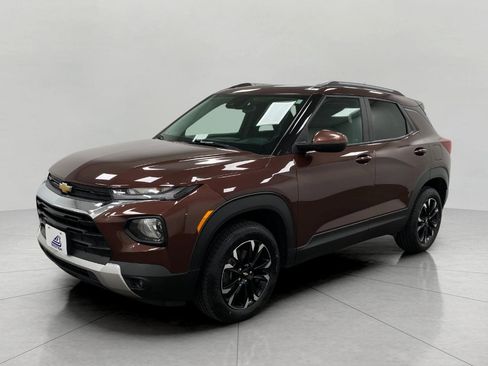Used 2022 Chevrolet TrailBlazer LT w/ Convenience Package AWD/4WD image 9