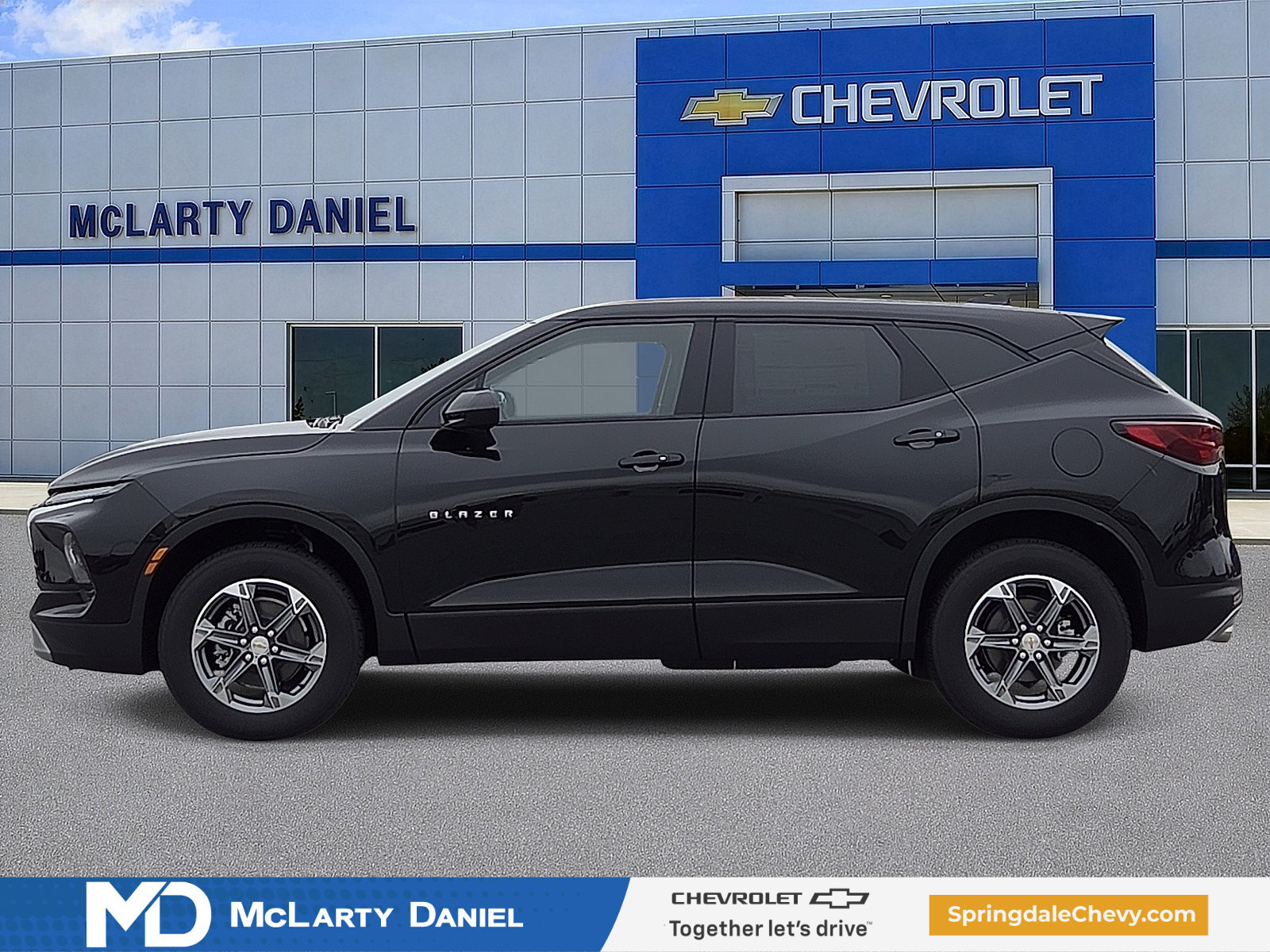 New 2026 Chevrolet Blazer LT FWD image 3