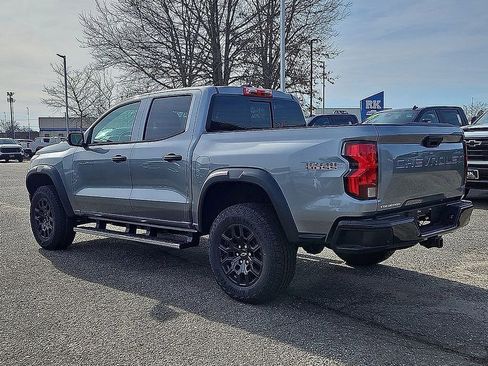 New 2026 Chevrolet Equinox EV LT image 3