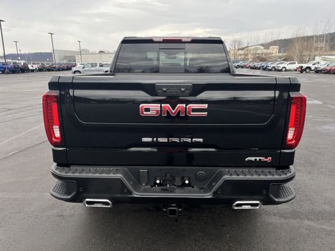 New 2026 GMC Sierra 1500 AT4 w/ AT4 Premium Package AWD/4WD image 30