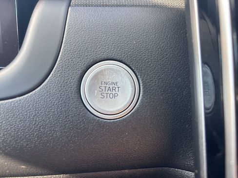 Used 2022 Hyundai Tucson Limited image 15