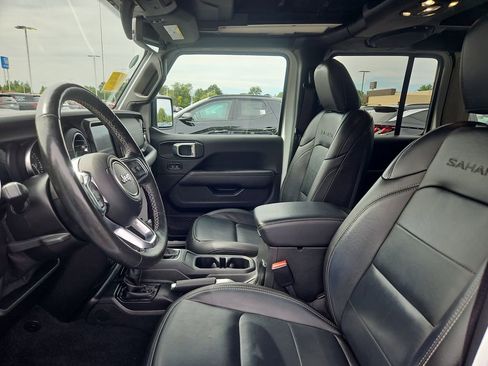 Used 2021 Jeep Wrangler Unlimited Sahara w/ Cold Weather Group image 31