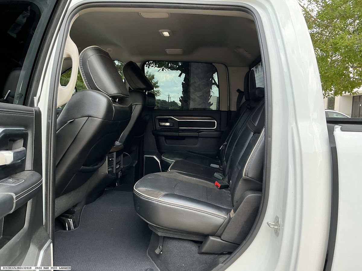 Used 2024 RAM 3500 Laramie AWD/4WD image 9