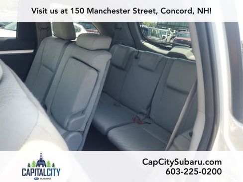 Used 2019 Toyota Highlander LE AWD/4WD image 15