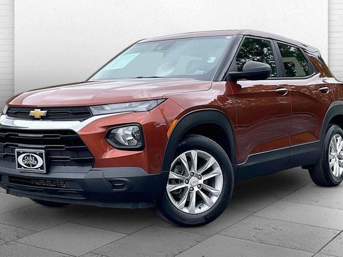 Used 2021 Chevrolet TrailBlazer LS AWD/4WD image 12