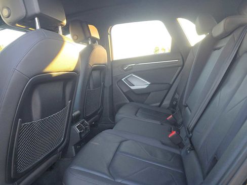 Used 2020 Audi Q3 2.0T Premium Plus w/ Premium Plus Package image 18