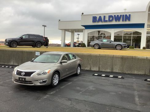 Used 2013 Nissan Altima 2.5 S image 3
