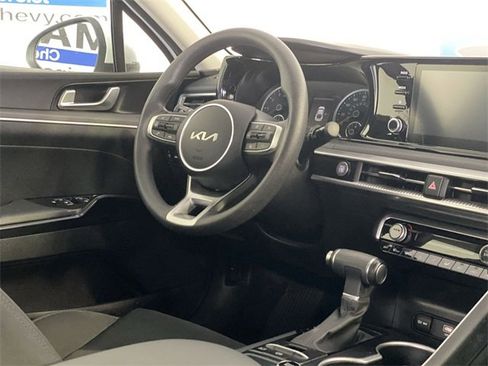 Used 2023 Kia K5 LXS image 14