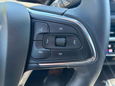 Used 2025 Buick Envista Avenir FWD image 14