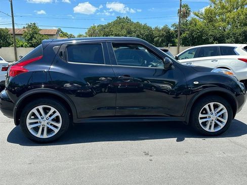 Used 2014 Nissan Juke S FWD image 12