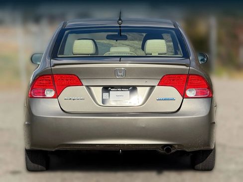 Used 2007 Honda Civic Hybrid Sedan image 4