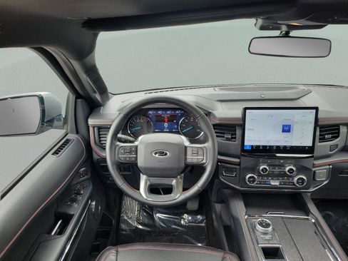 Used 2022 Ford Expedition Limited RWD image 7