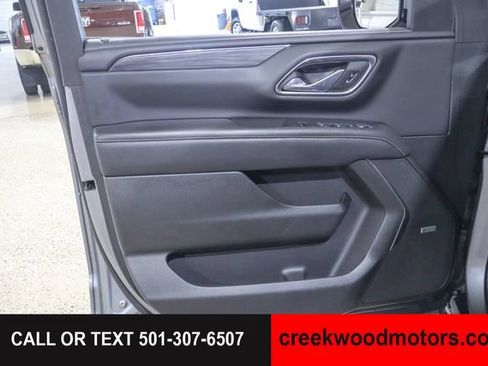 Used 2023 GMC Yukon SLT AWD/4WD image 38