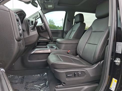 Used 2019 Chevrolet Silverado 1500 LTZ w/ LTZ Premium Package AWD/4WD image 13