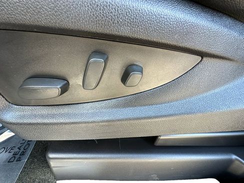 Used 2016 Chevrolet Suburban LTZ image 10