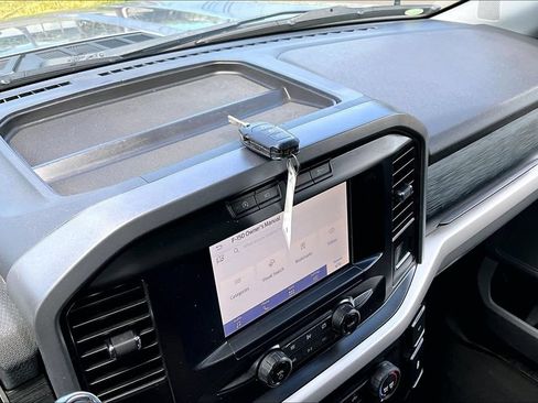 Used 2021 Ford F150 XLT RWD image 10