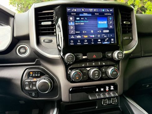 Used 2022 RAM 1500 Big Horn AWD/4WD image 41