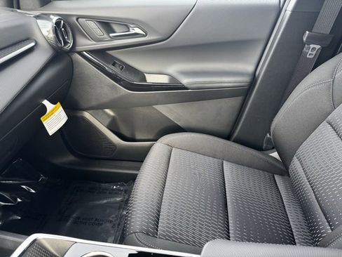 New 2026 Chevrolet Equinox LT image 21