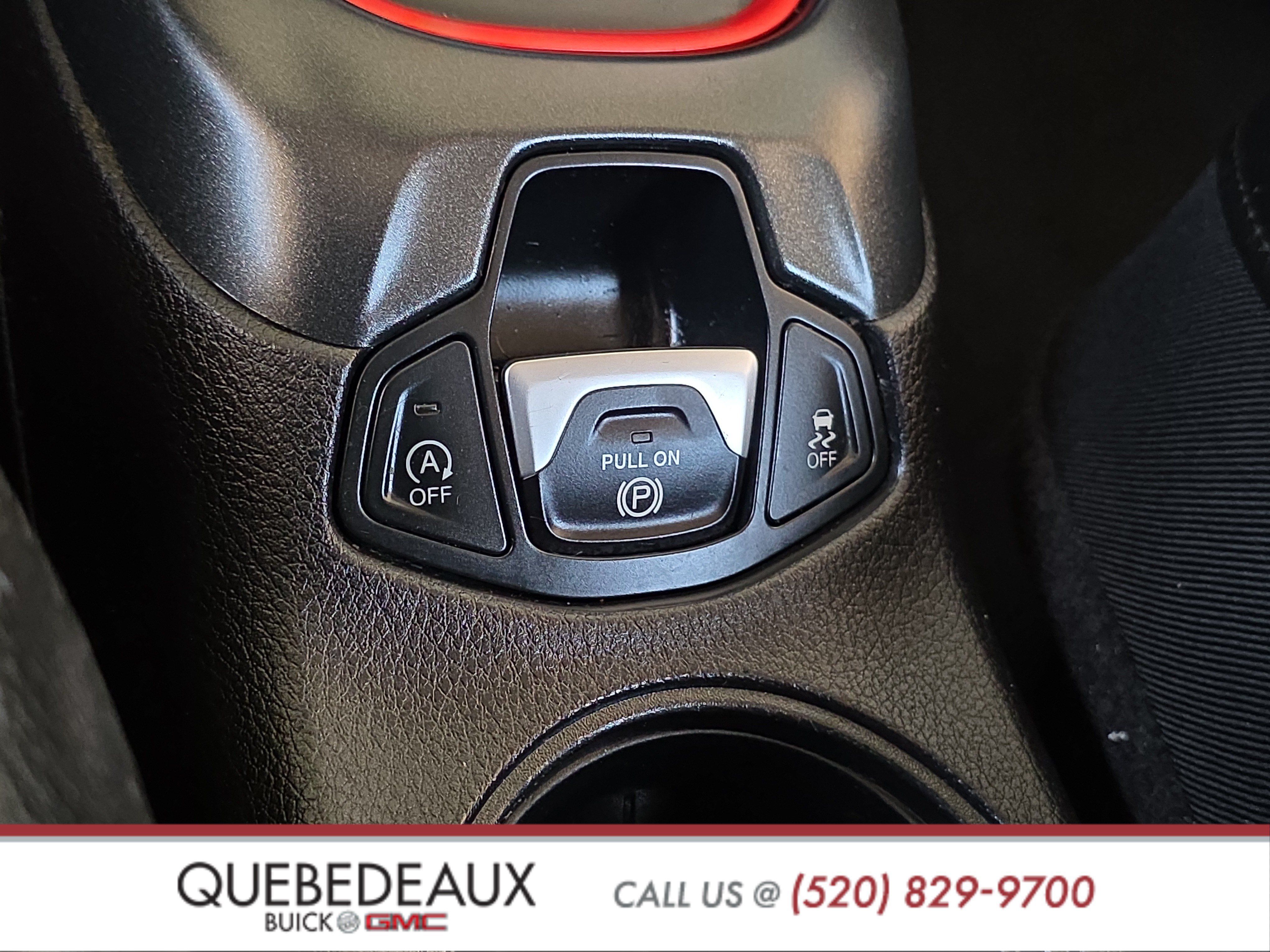 Used 2020 Jeep Compass Trailhawk AWD/4WD image 21