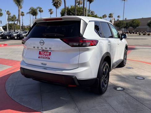 New 2026 Nissan Rogue SV FWD image 7