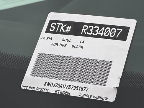 Used 2025 Kia Soul LX FWD image 39