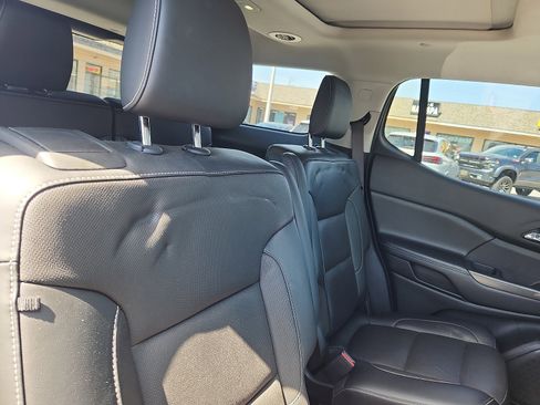 Used 2019 GMC Acadia SLT AWD/4WD image 31