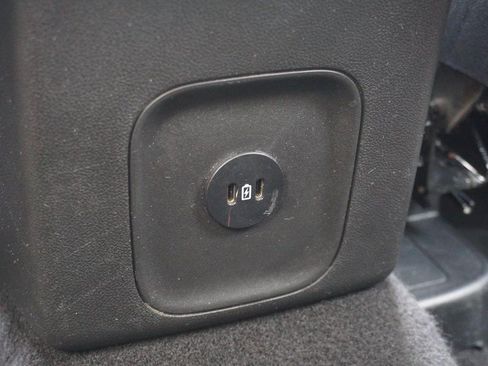 Used 2024 Ford Escape Platinum AWD/4WD image 36