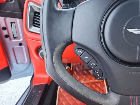 Used 2014 Aston Martin Vanquish Coupe image 24