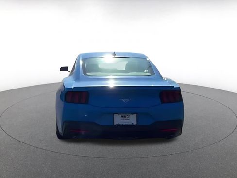 Used 2024 Ford Mustang Premium image 7