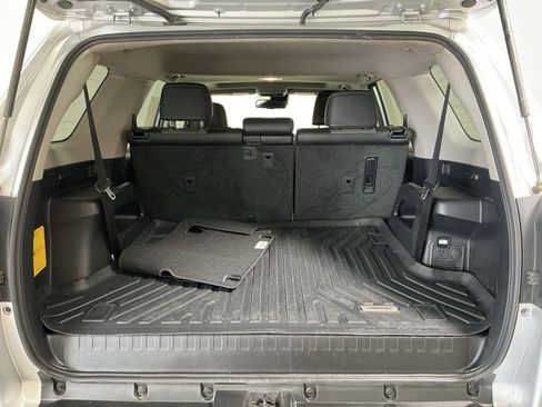 Used 2022 Toyota 4Runner SR5 Premium w/ Moonroof Package RWD image 29