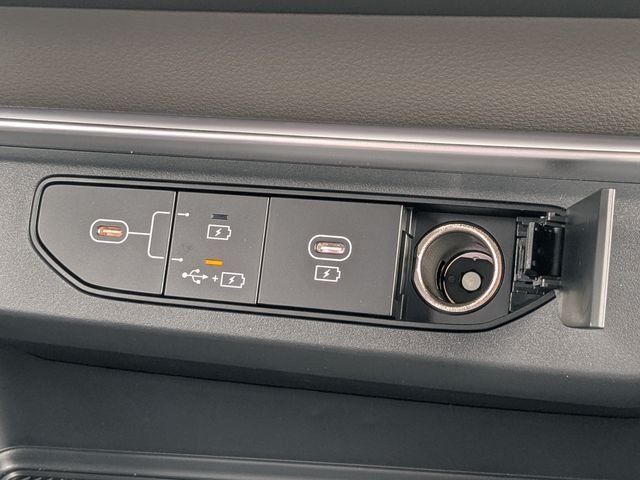 New 2026 Kia Carnival FWD image 60