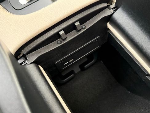 Used 2022 Mercedes-Benz GLS 450 4MATIC w/ Warmth & Comfort Package image 31