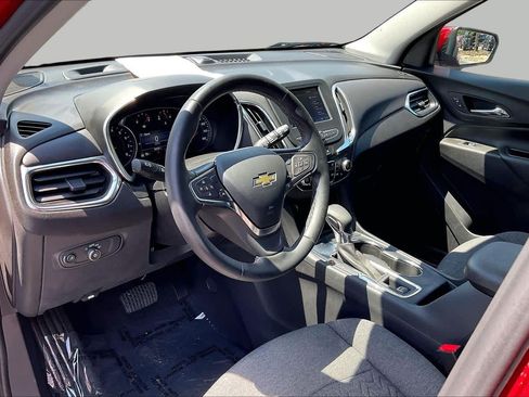 Used 2024 Chevrolet Equinox LT w/ LPO, Floor Liner Package FWD image 14