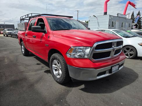 Used 2019 RAM 1500 Tradesman w/ Chrome Appearance Group RWD image 5