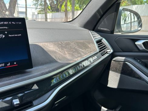 Used 2024 BMW X5 xDrive40i w/ Premium Package image 28