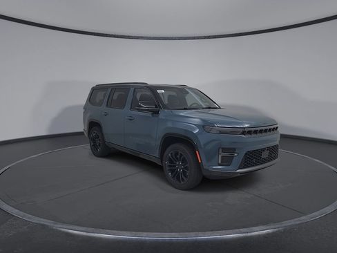 New 2026 Jeep Grand Wagoneer Summit AWD/4WD image 3