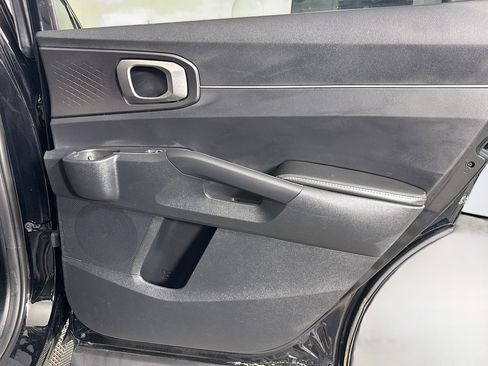 Used 2025 Kia Sorento S w/ Panoramic Sunroof Package image 28