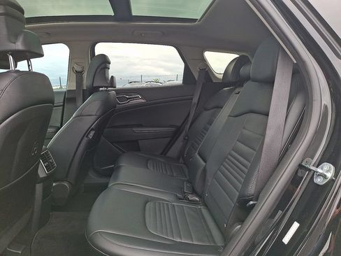 Certified 2023 Kia Sportage SX FWD image 10